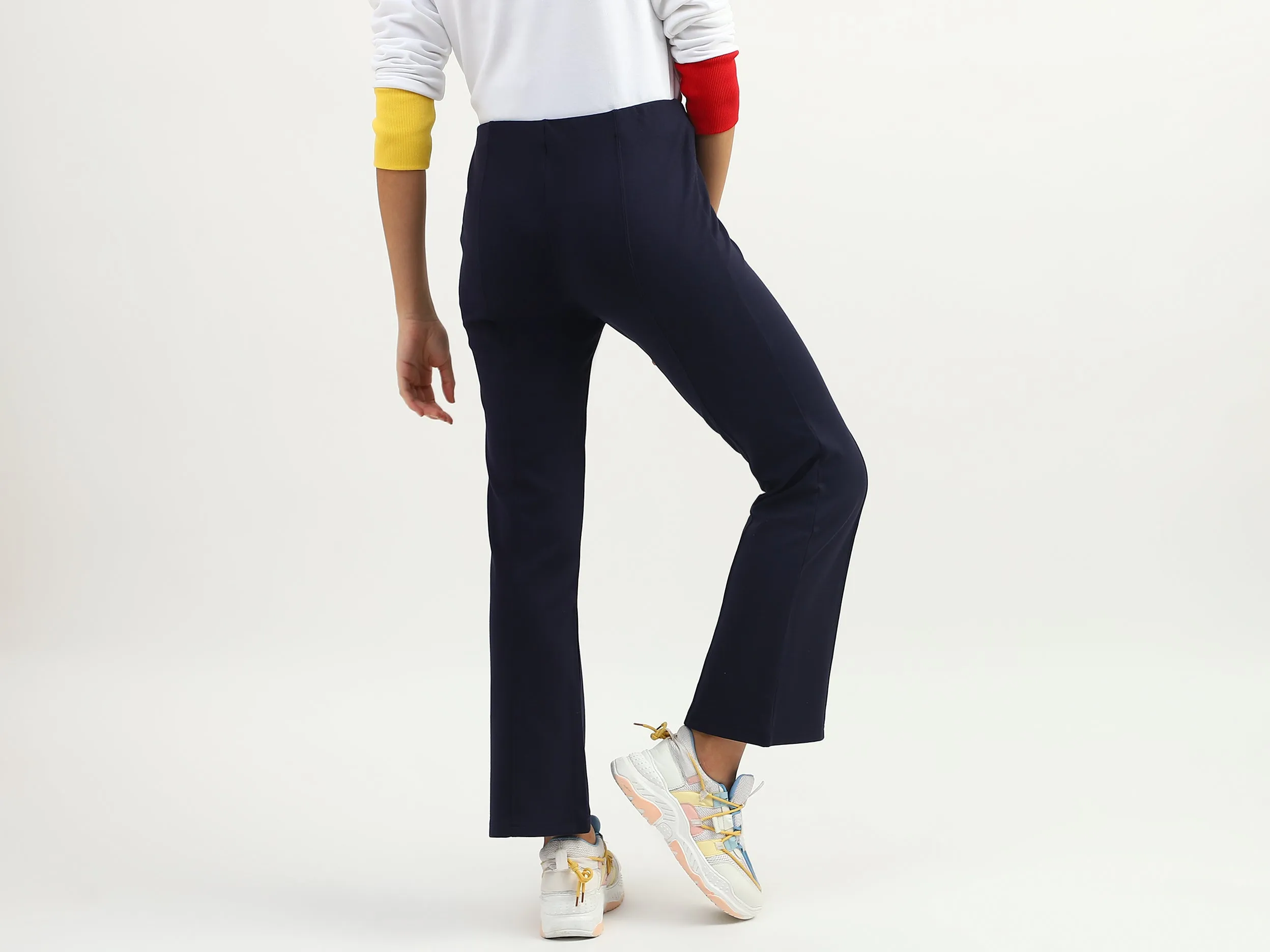 Women Solid Regular Fit Trousers