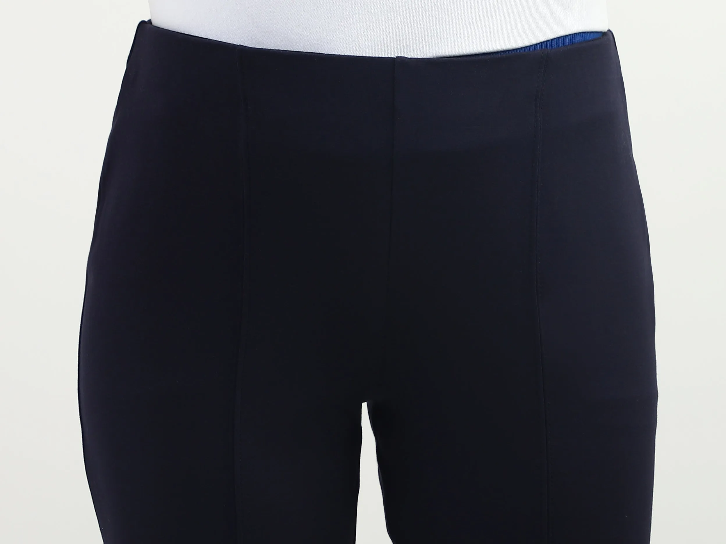 Women Solid Regular Fit Trousers
