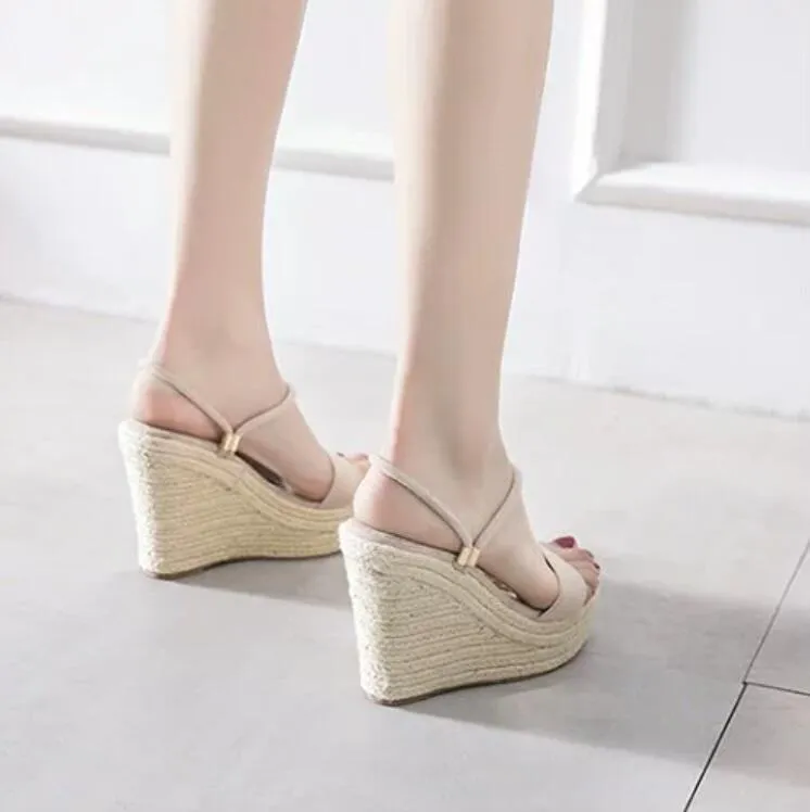 Women's Petite Slip On Platform Wedge Sandals MS387